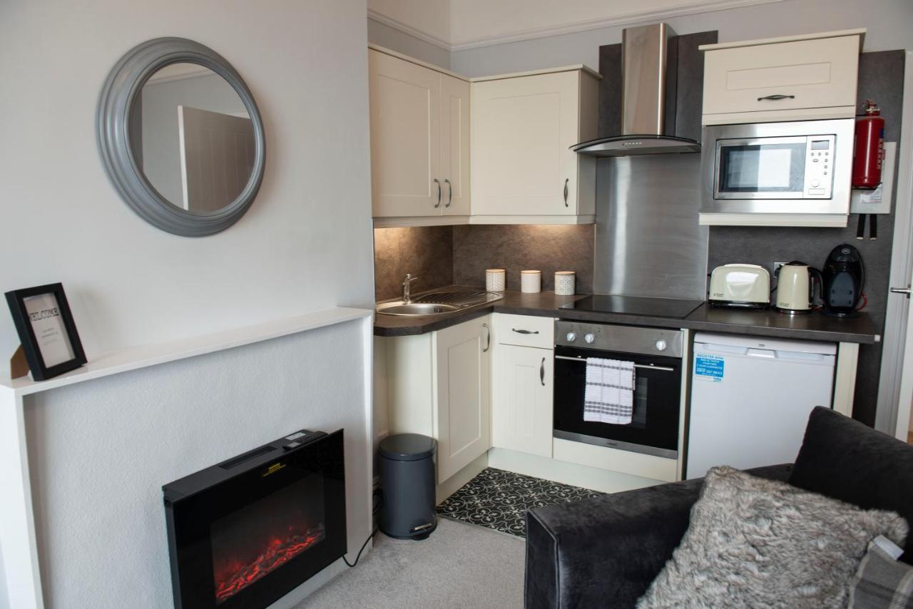 Charles Alexander Short Stay - Highcliffe Apartments Cleveleys Exteriér fotografie
