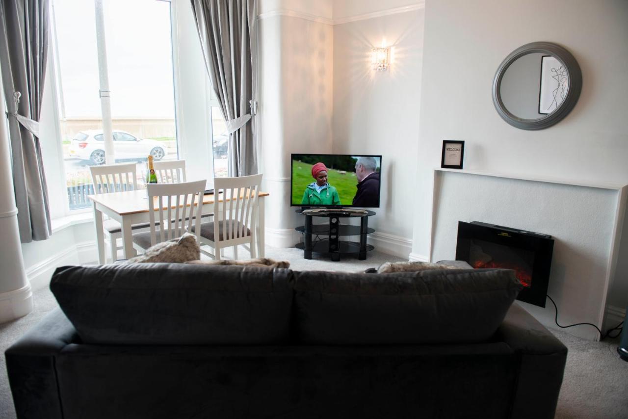 Charles Alexander Short Stay - Highcliffe Apartments Cleveleys Exteriér fotografie